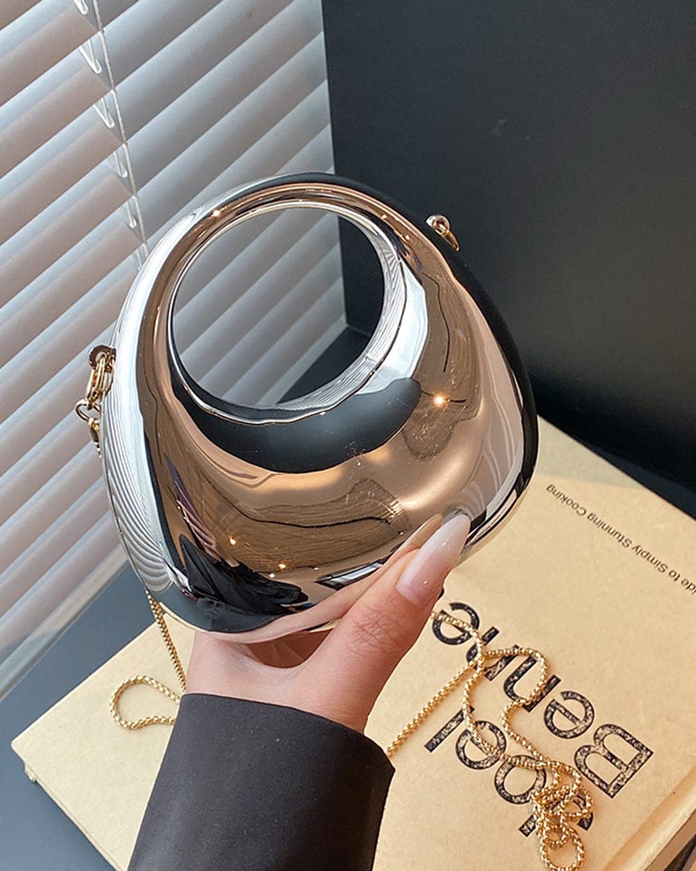 Luna Moon Clutch — Gold — DOSYSO Soirée