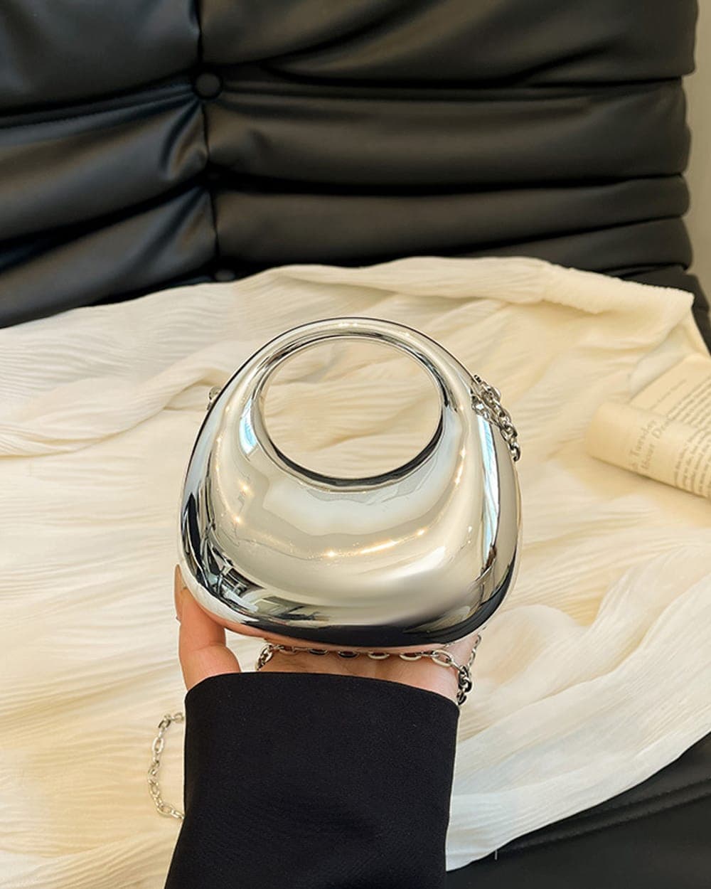 Luna Moon Clutch — Silver — DOSYSO Soirée